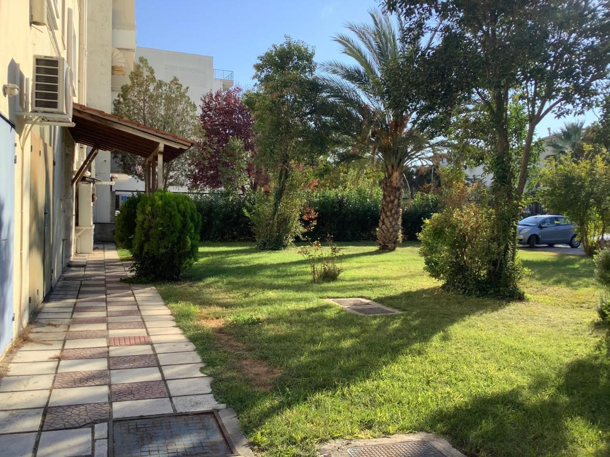 Lovely And Sunny Apartament 300M From Beach!! Peraia  Bagian luar foto
