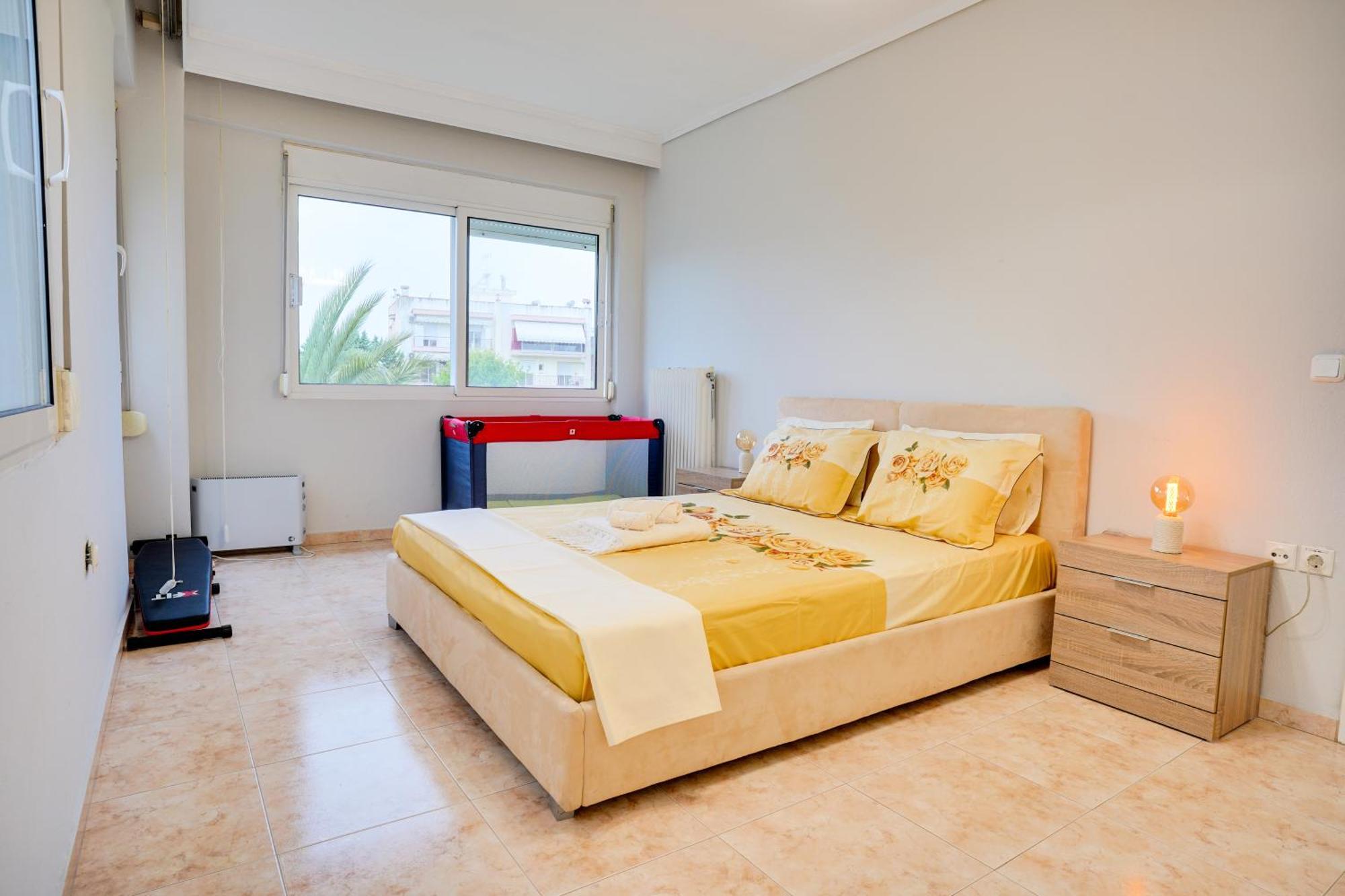 Lovely And Sunny Apartament 300M From Beach!! Peraia  Bagian luar foto